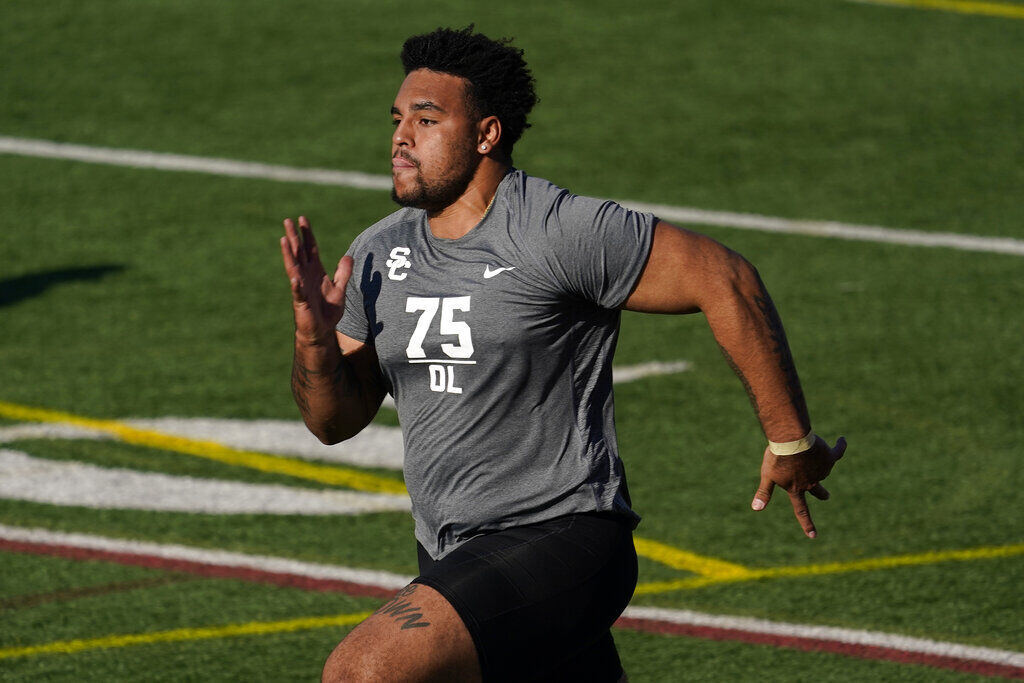 2. Alijah Vera-Tucker (Jr., USC, 6-foot-4, 308 pounds)